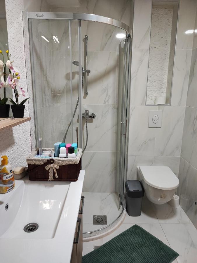 Grand View Apartment Skopje Buitenkant foto