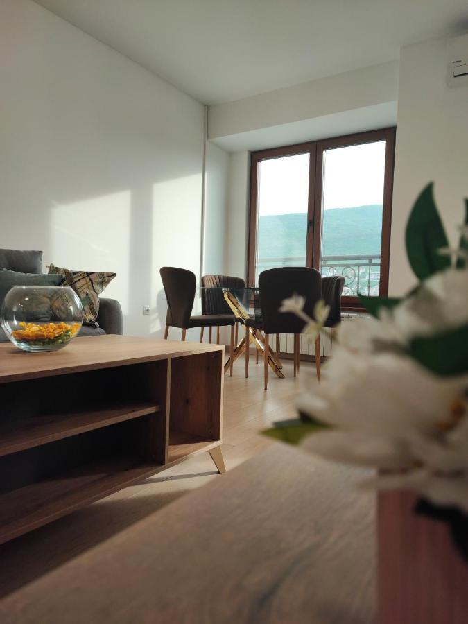 Grand View Apartment Skopje Buitenkant foto